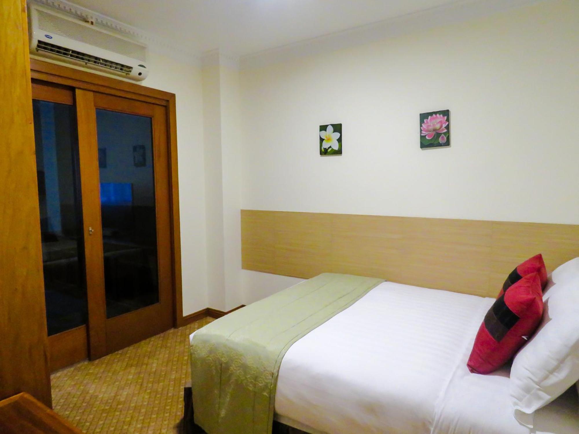 Starlodge Kampong Jerudong Стая снимка