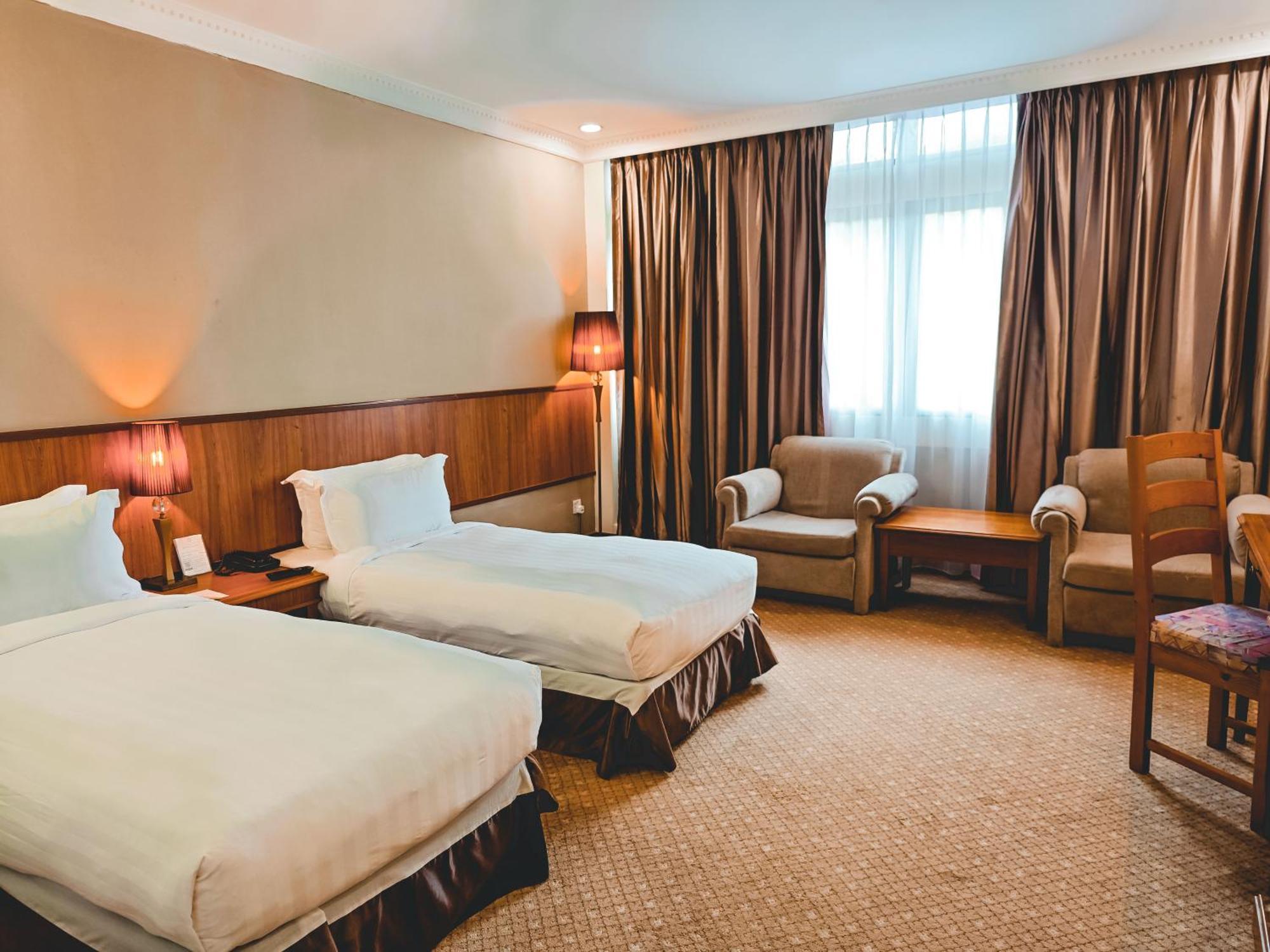 Starlodge Kampong Jerudong Екстериор снимка