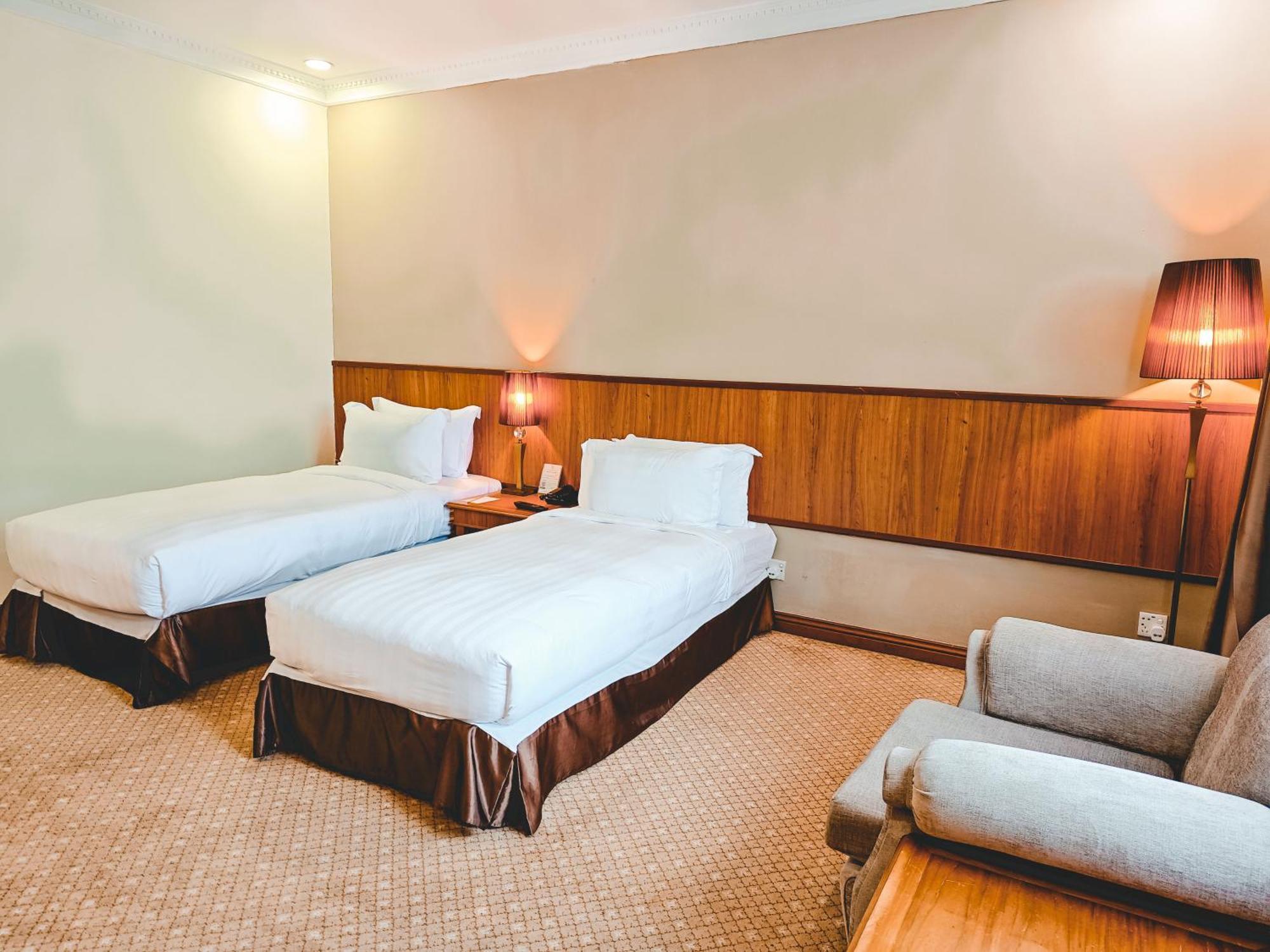 Starlodge Kampong Jerudong Екстериор снимка